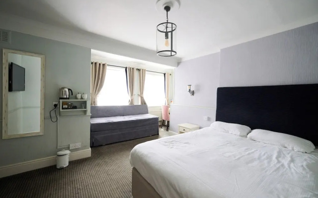 White Hart, Newmarket by Marston's Inns