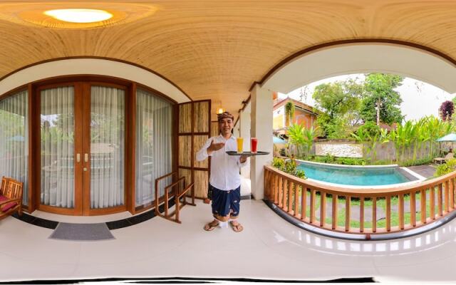 Ari Cottages