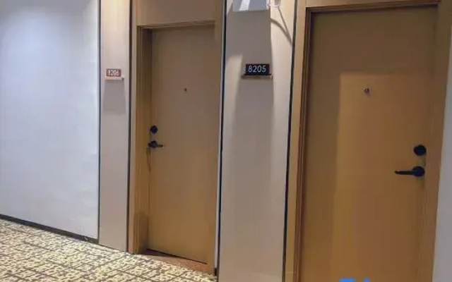 Yaxi Hotel (Wangyang Market Branch)