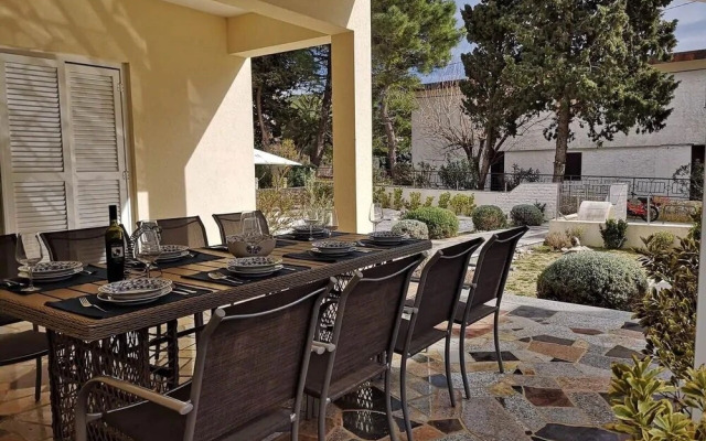 Ante - 30 m From Beach - H