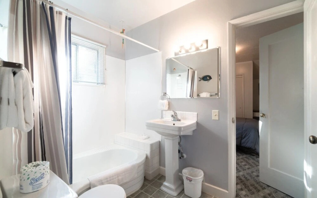 Easy Street 3 Bedroom Home
