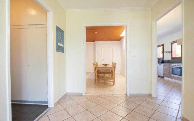 Tolstov House - 6 Room Villa with Garden - 15min Messe DUS