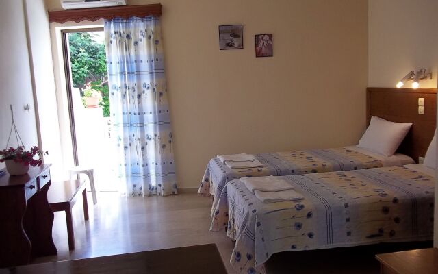 Toulas Apartments