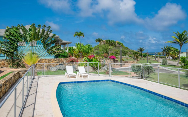 Esmeralda Resort