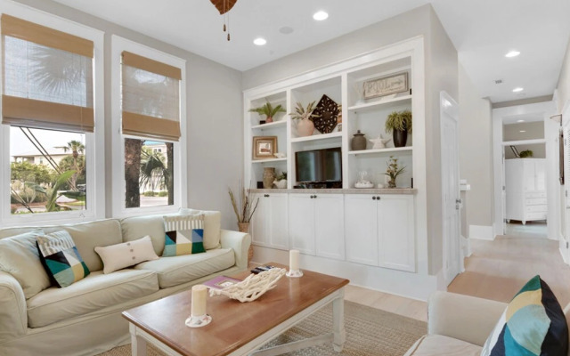 Villa Loggia at Destin Pointe