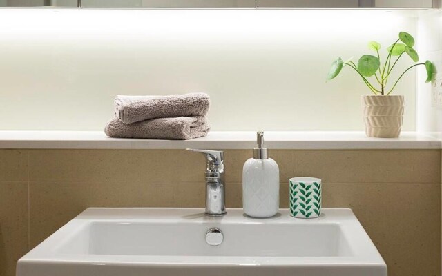 Compact Brisbane Pad With 2 Bedrooms