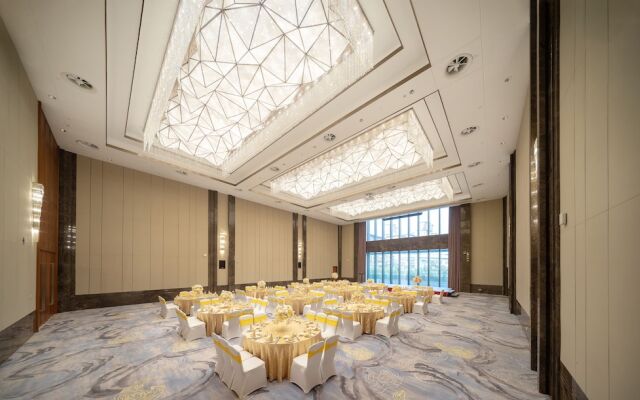 Wuhan Optics Valley Convention Hotel