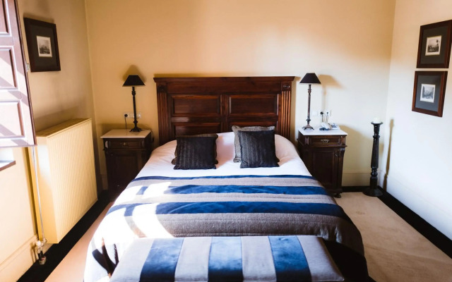 Trikolonion Country Hotel