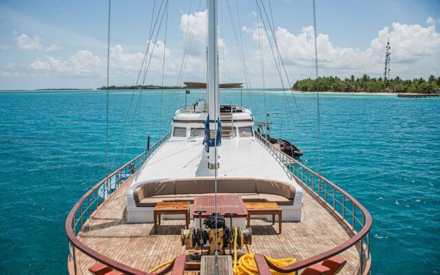 Akoya Pearl