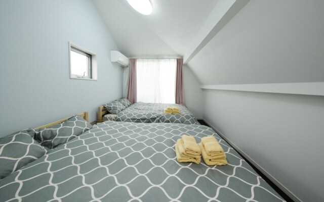 Higashi-Rokugo House Black