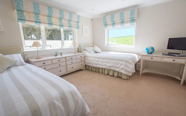 Clifton Court Apt 20 with Heated Pool