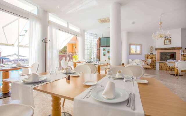Ramada Resort by Wyndham Puerto de Mazarron