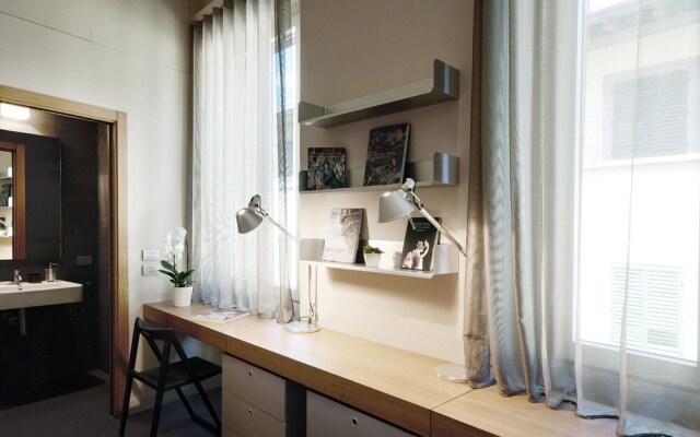 Pilastri Five Senses