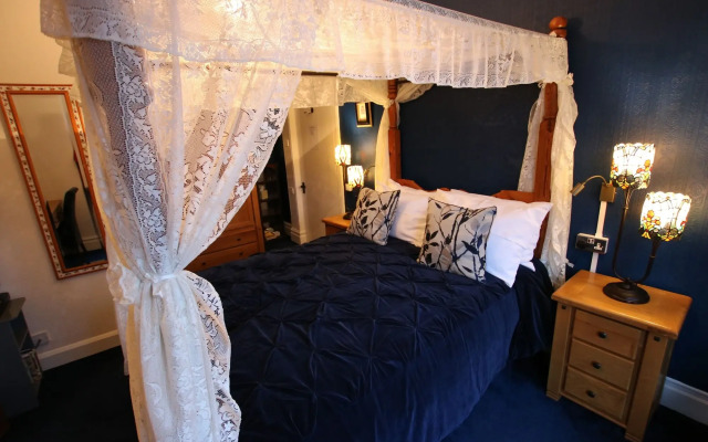 Greylands Guest House