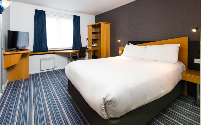 Holiday Inn Express Manchester East by IHG