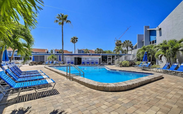 Poolside Madeira Beach Abode w/ Balcony!