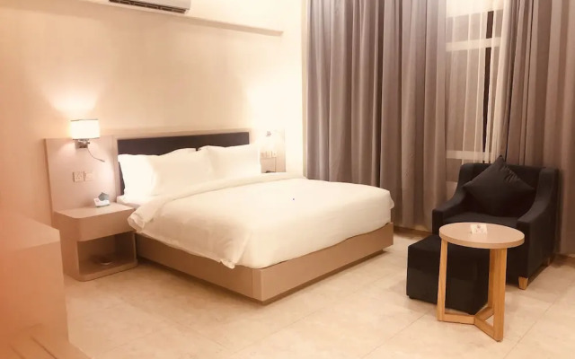 Seasons Hotel Barka