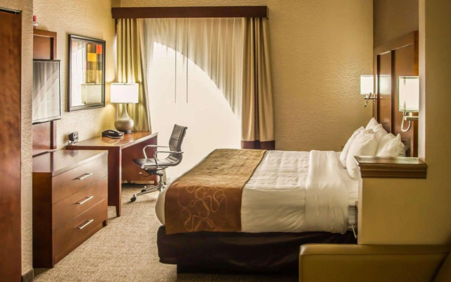 Quality Suites NYC Gateway