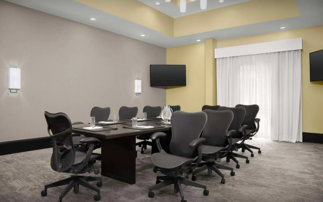 Homewood Suites by Hilton Jacksonville Downtown-Southbank