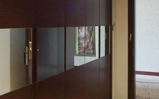 宁波朗逸大酒店