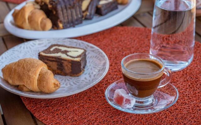 Cretan Sea View Apt 10mins to beach, old town, city