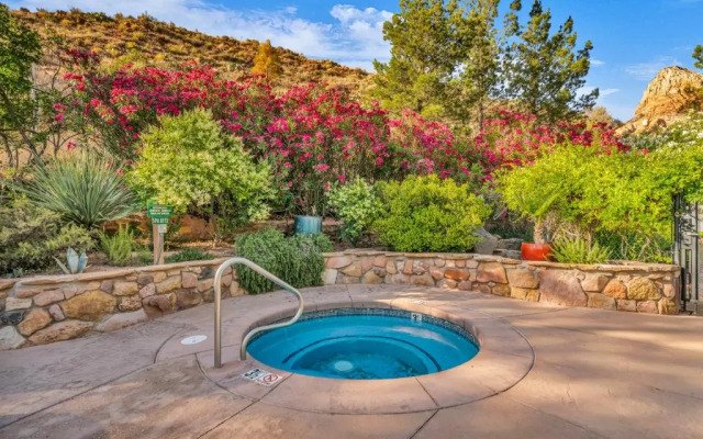 Flanigan's Resort and Spa