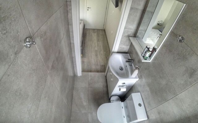 Raise Boutique Rooms in Center of Athens