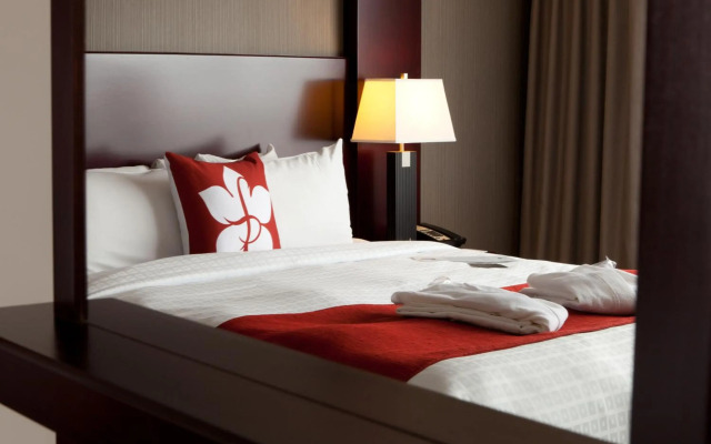 Chateau Lacombe Hotel