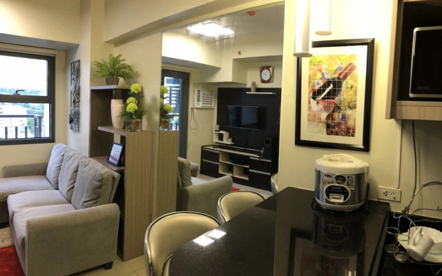 Cozy Furnished Rooms at Horizons 101