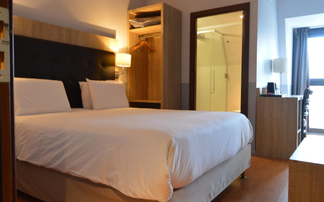 Hotel Kyriad Argenteuil