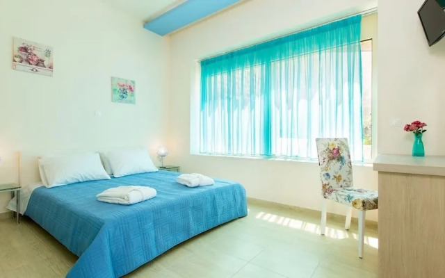 Blue Mare Villa in Rethimno Crete