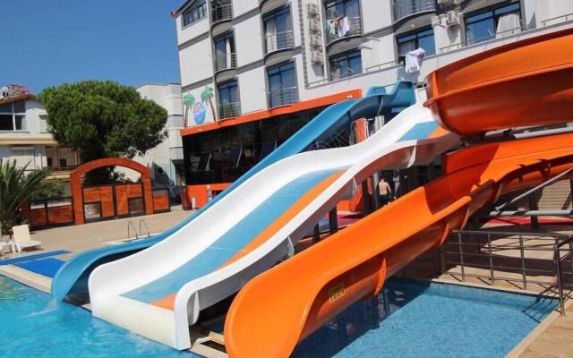 Özkaptan Aqua Otel