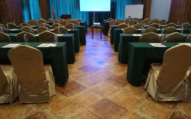 Haidilun Sea View Theme Hotel