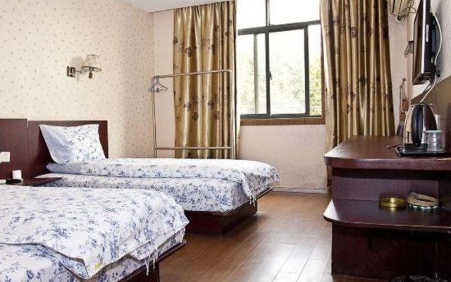 Luojing Business Hotel – Guest Rooms – Shanghai