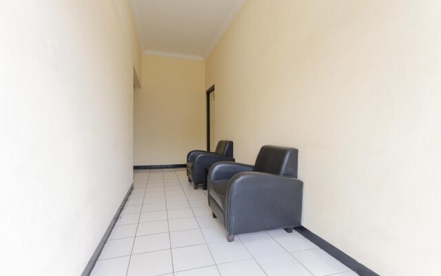 Urbanview Roemah Tebet by RedDoorz