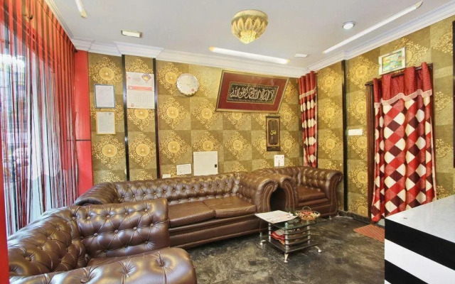 Hotel Nayaab Comforts by OYO Rooms