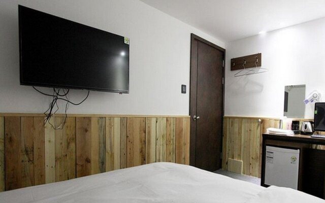 Cheonho Mong Hotel