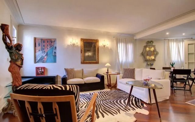 MOORS private terrace San-Marco