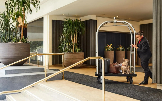 The Westin Bonaventure Hotel and Suites, Los Angeles