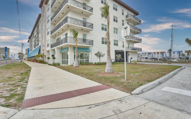 The Harbor Condo 411 - Premier