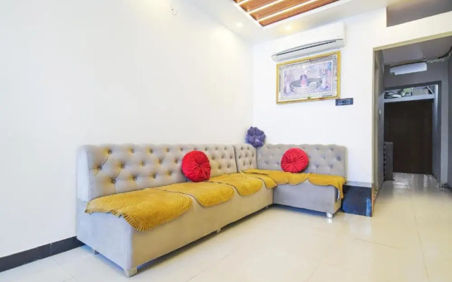 FabHotel Shree Moti Palace