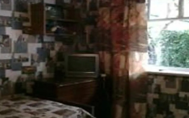 На Самбурова 242