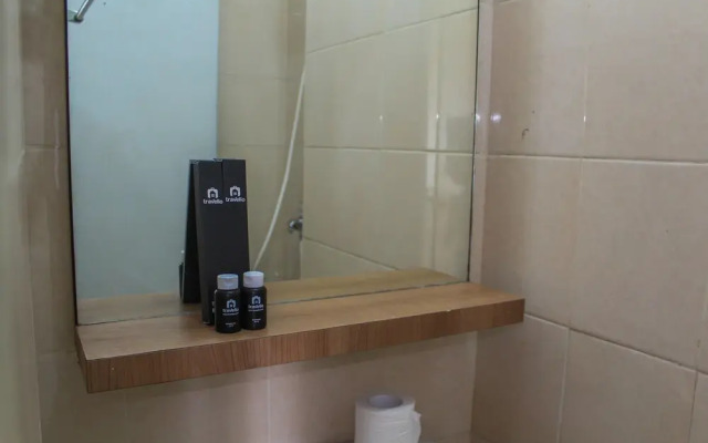 Affordable Price Studio at Sky View Apartment