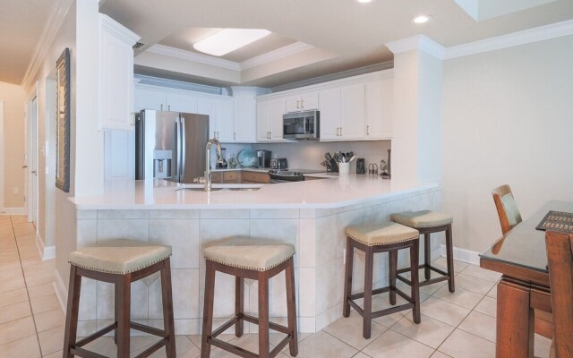 Phoenix Ix 707 2 Bedroom Condo