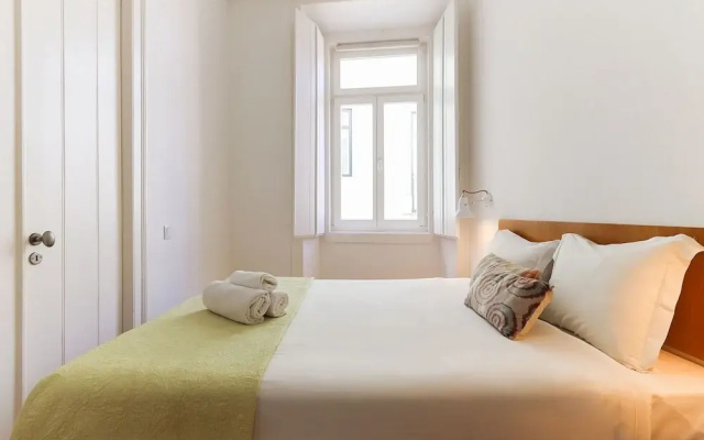 Alfama Deluxe by Homing