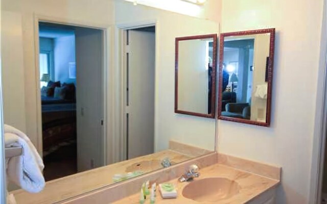 Mammoth Ski & Racquet Club #62