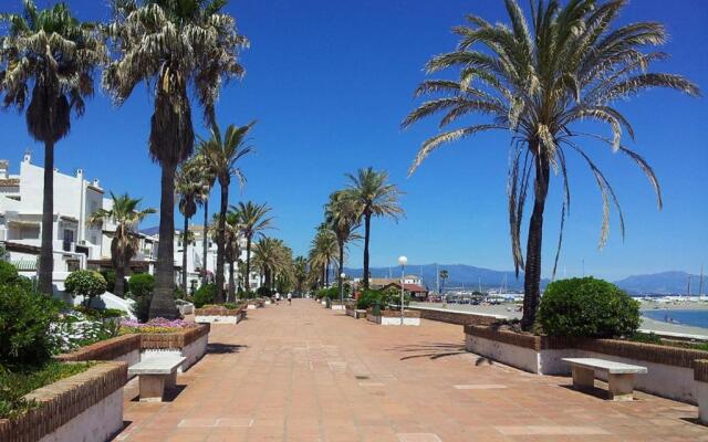 2218-Duplex first line beach with sea view
