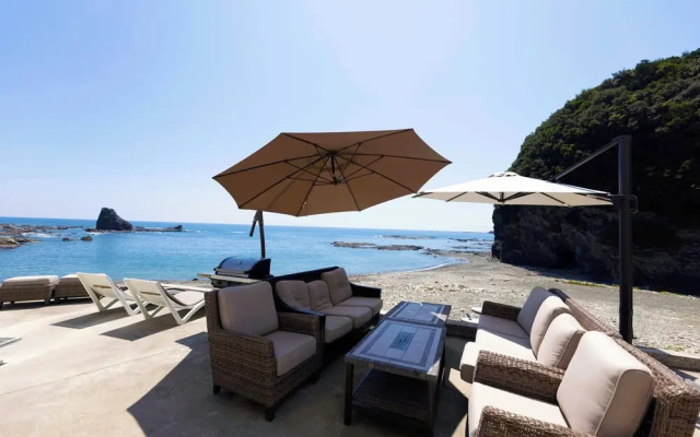 Beach Terrace Kushimoto