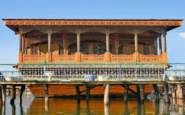 De laila House Boat