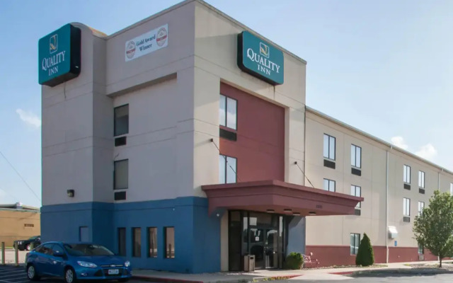 Quality Inn Joplin I-44